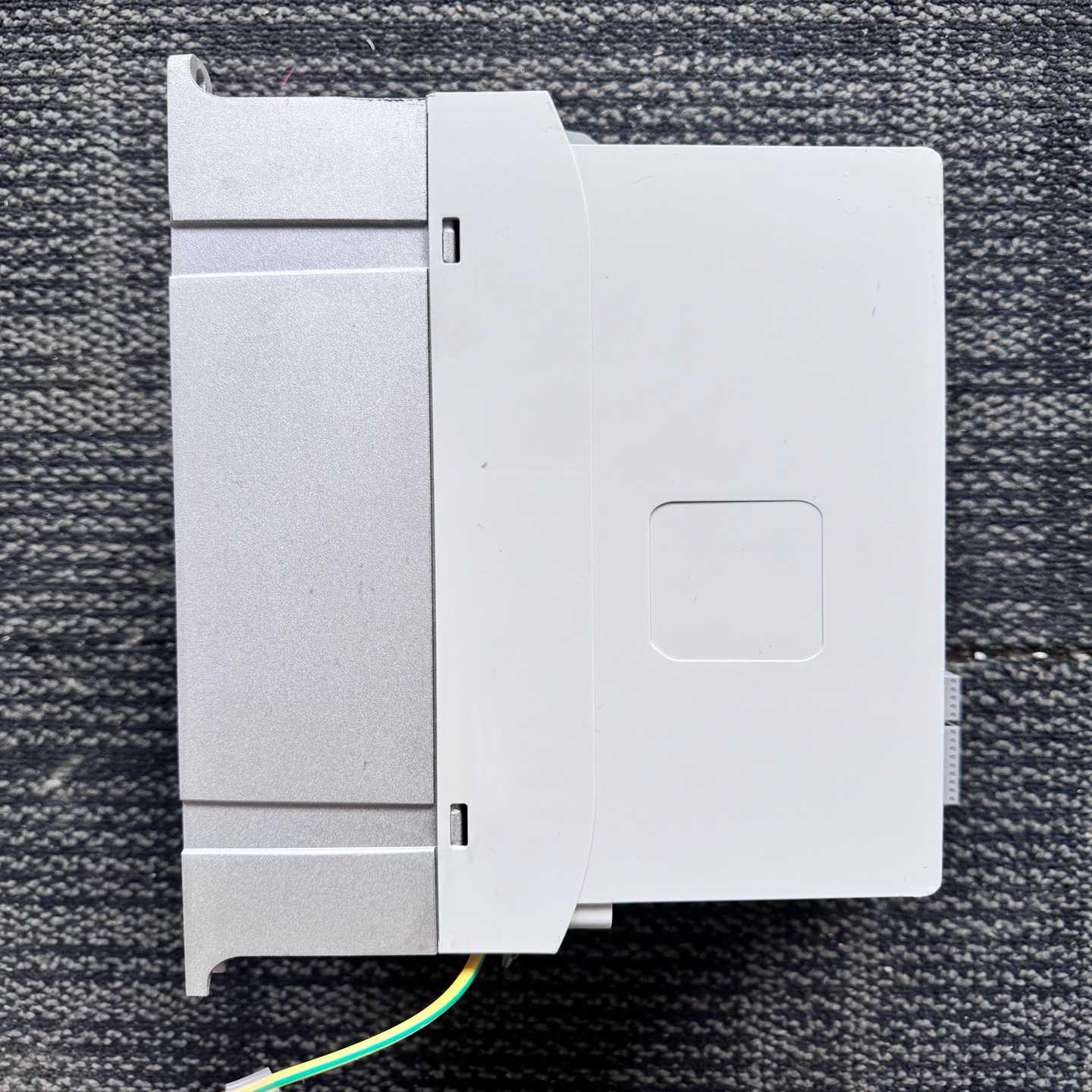 议价Lenze伦茨E84AVSCE4024VB0变频器4.0KW