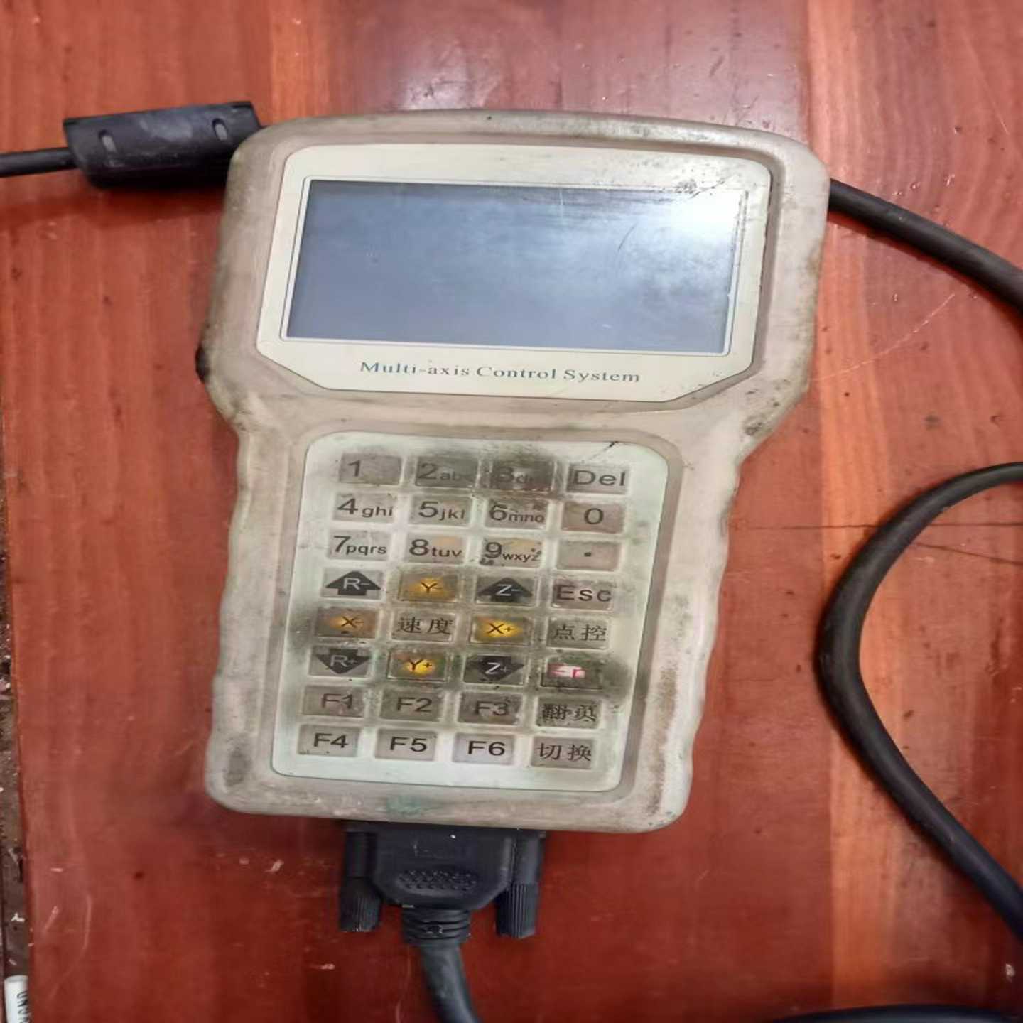 iFound点胶机控制器，成色一般，功能正常，只有二台，标价【鑫