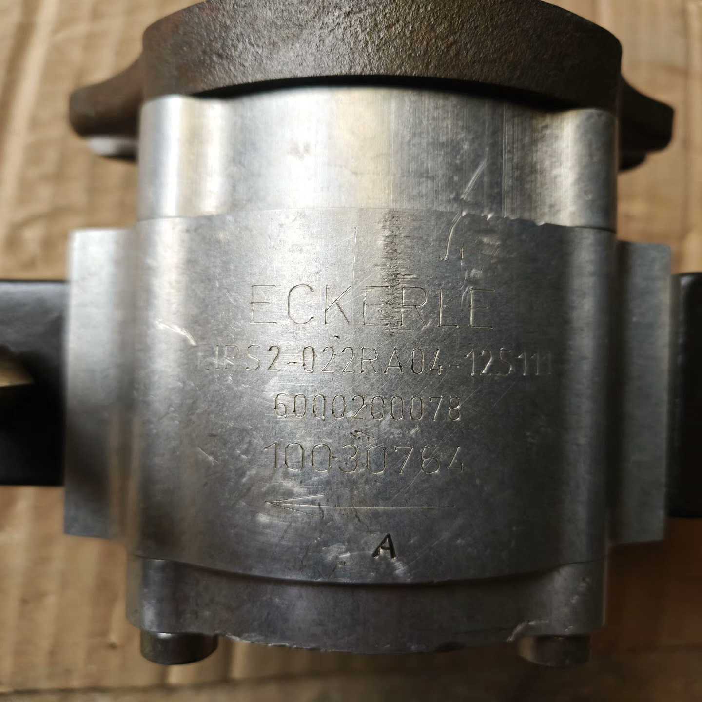 德国艾可勒齿轮泵,型号EIPS2-022RA04-12S11适用