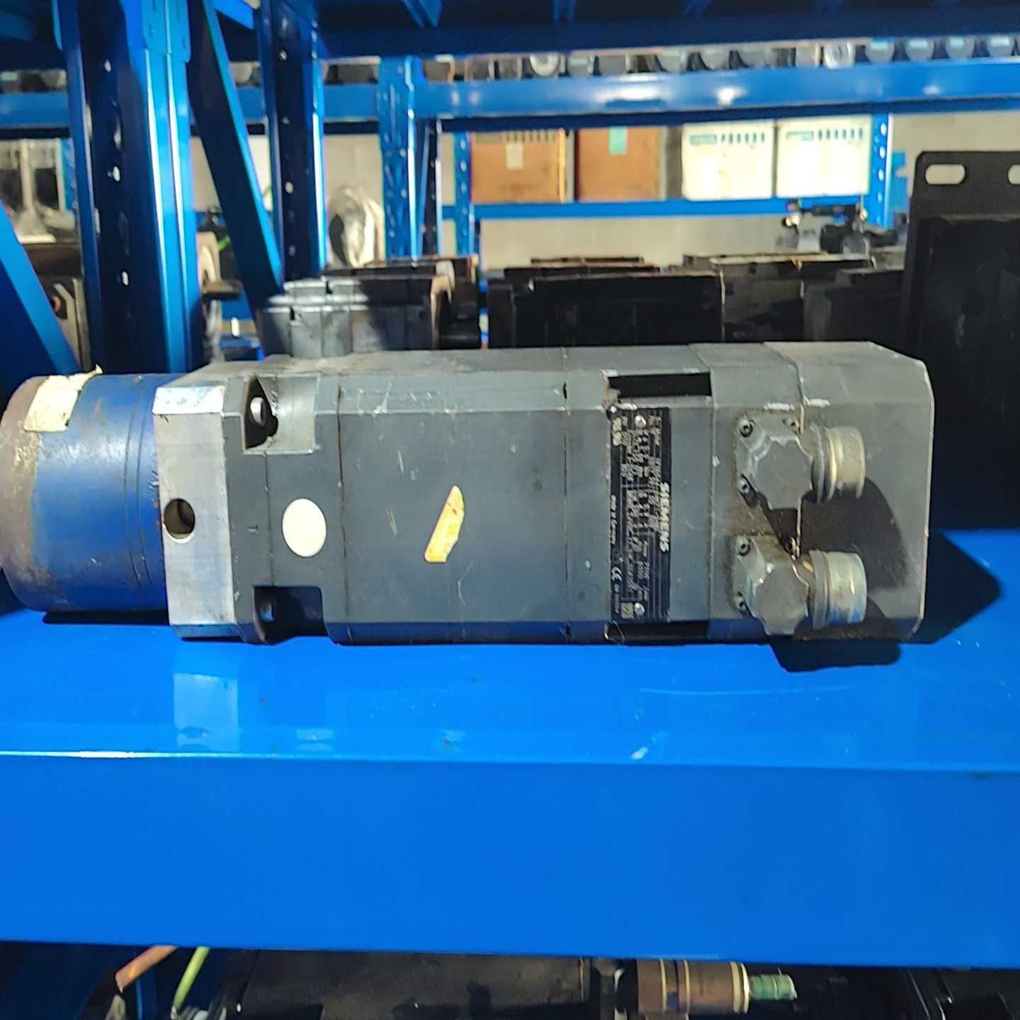 1FT6044-4AK71-3AB2，德国原装进口，带编码器议价