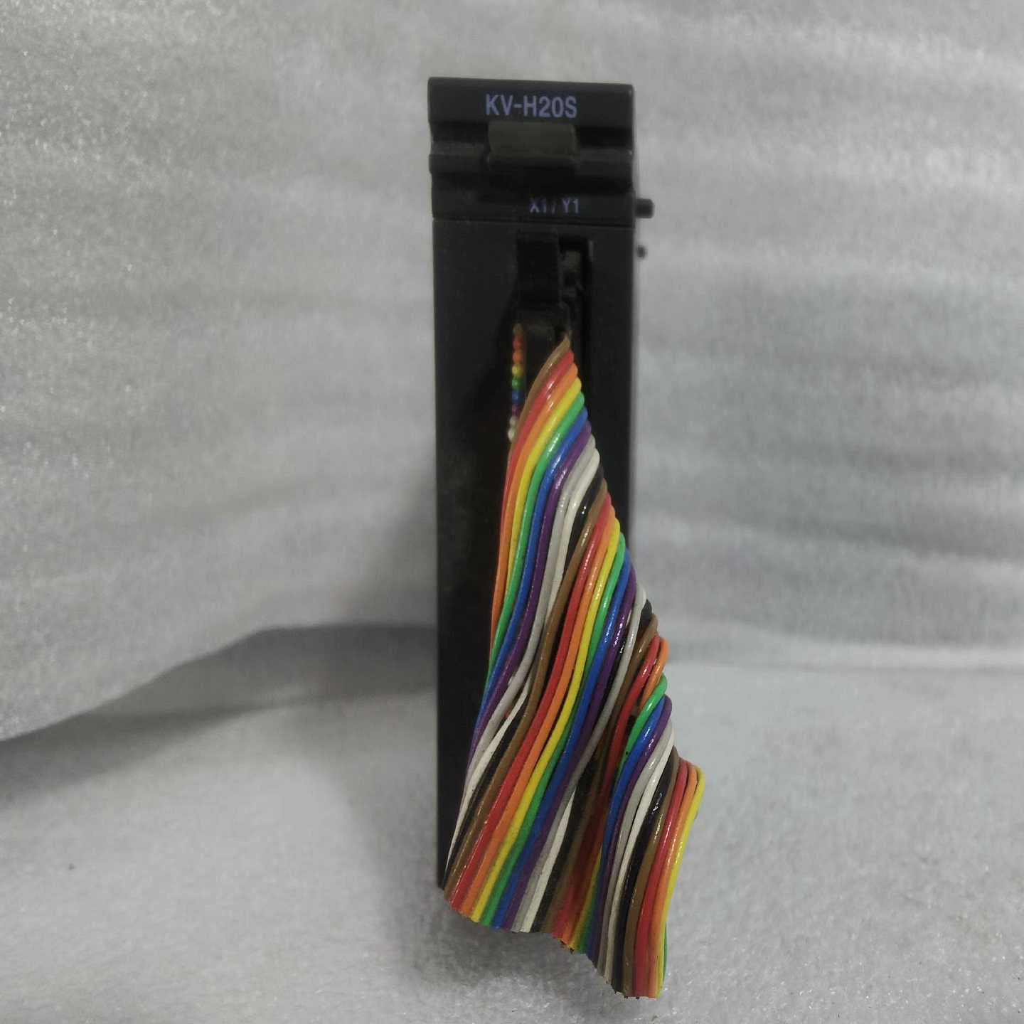 基恩士PLCKV-H20S实物图，功能完好，成色漂亮，需要--议价商品