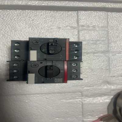 议价拆机ABBMS132断路器一个，MS116一个，成色如图一