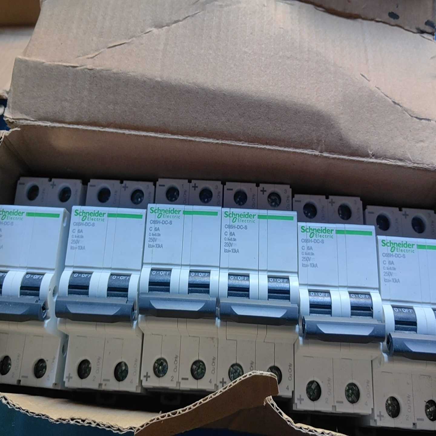 Acti.9-S.C65H-DC-S.2P6A询价