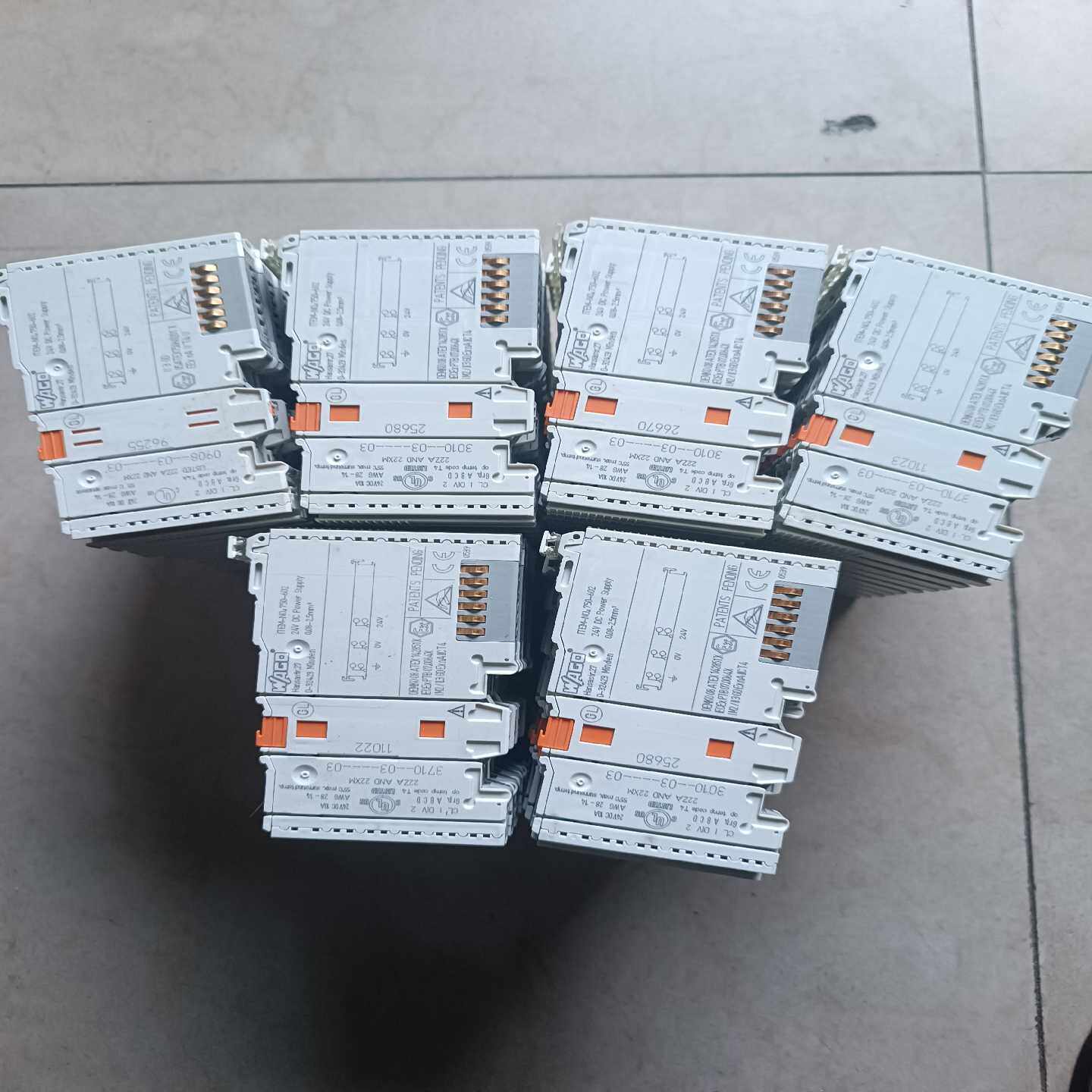 议价WAGO万可PLC模块750-602原装拆机，成色漂亮，