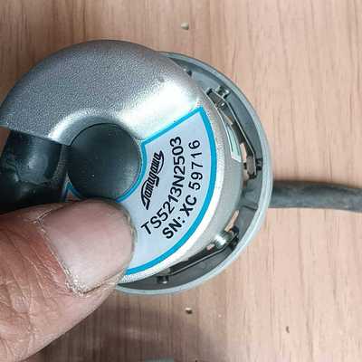 出海德汉品牌的编码器，型号为TS5213N2531，成色如图--议价商品