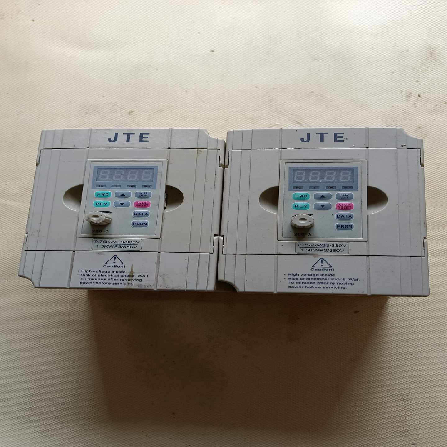 金田变频器JTE200J0007G3变频器380V0.