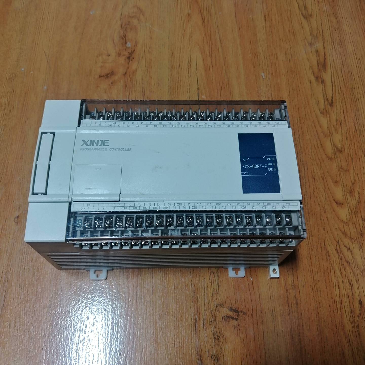 信捷PLCXC3-60RT-E，功能正常，成色为实图询价