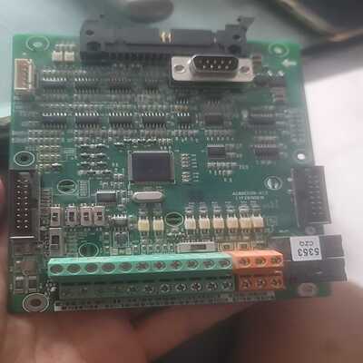 伟创变频器AC70T主板37kwAC80CCON-A1.询价