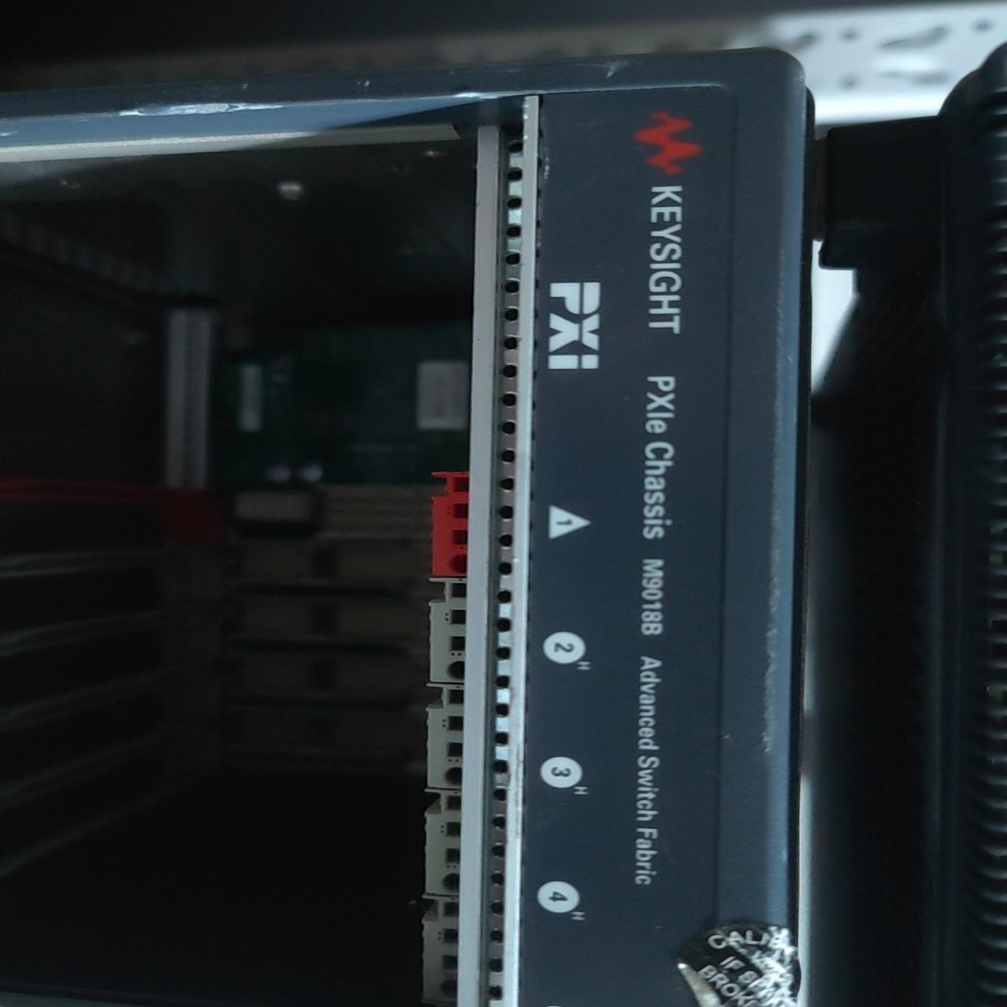 是德 M9018B     空机箱~询价