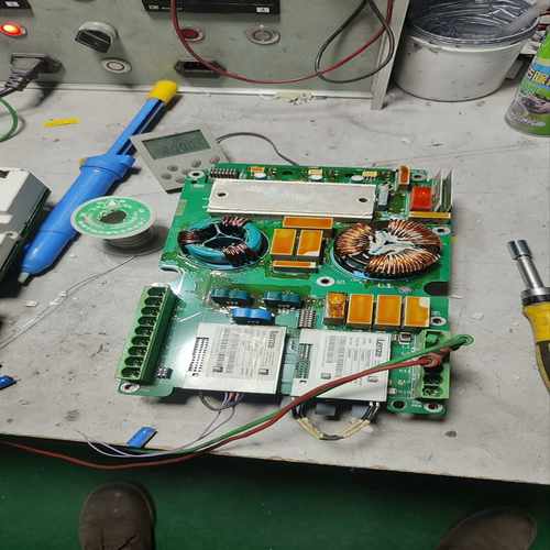 伦茨E82MV402驱动板可测试LPVC询价