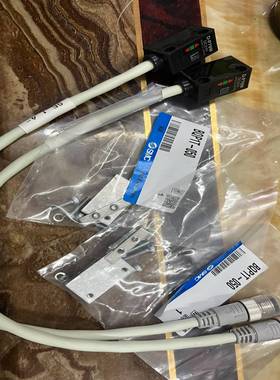 SMCD-P79W磁性开关2条全新议价--议价商品