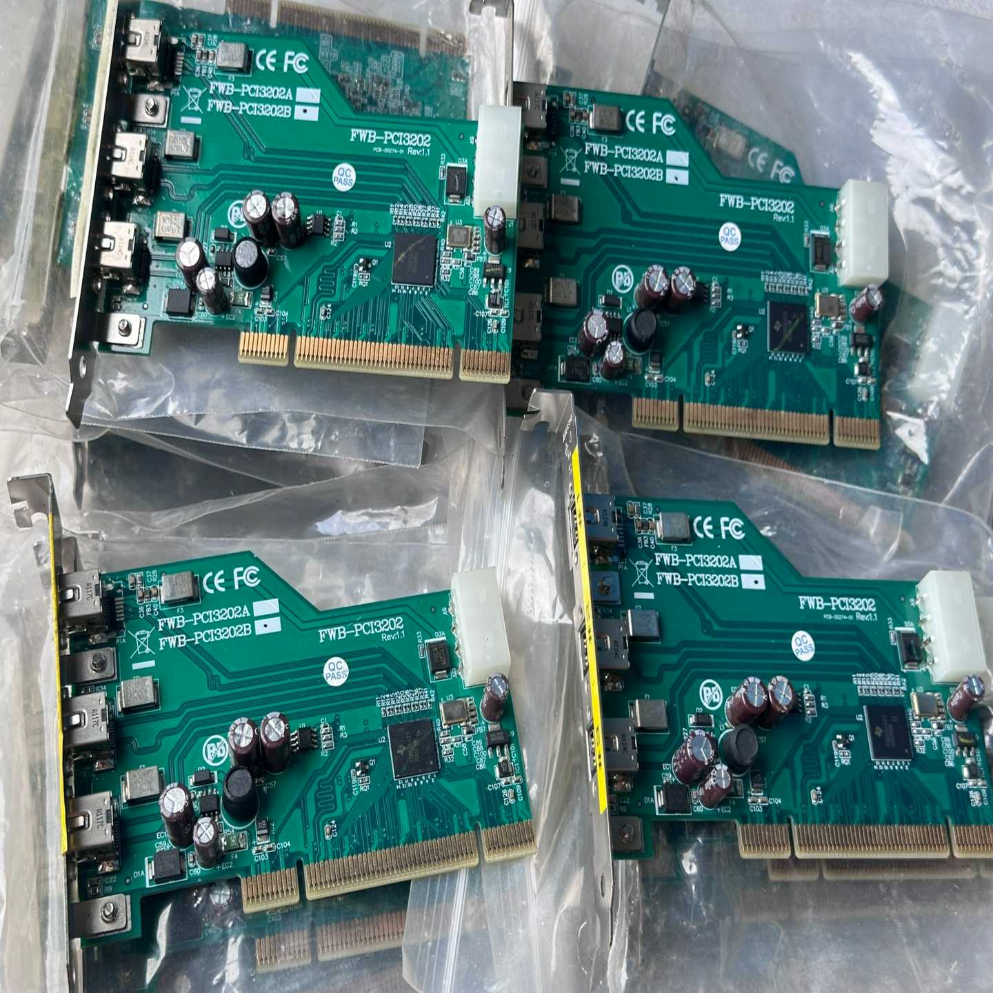 议价台湾IOI FWB-PCI3202B   高速采集卡 二手