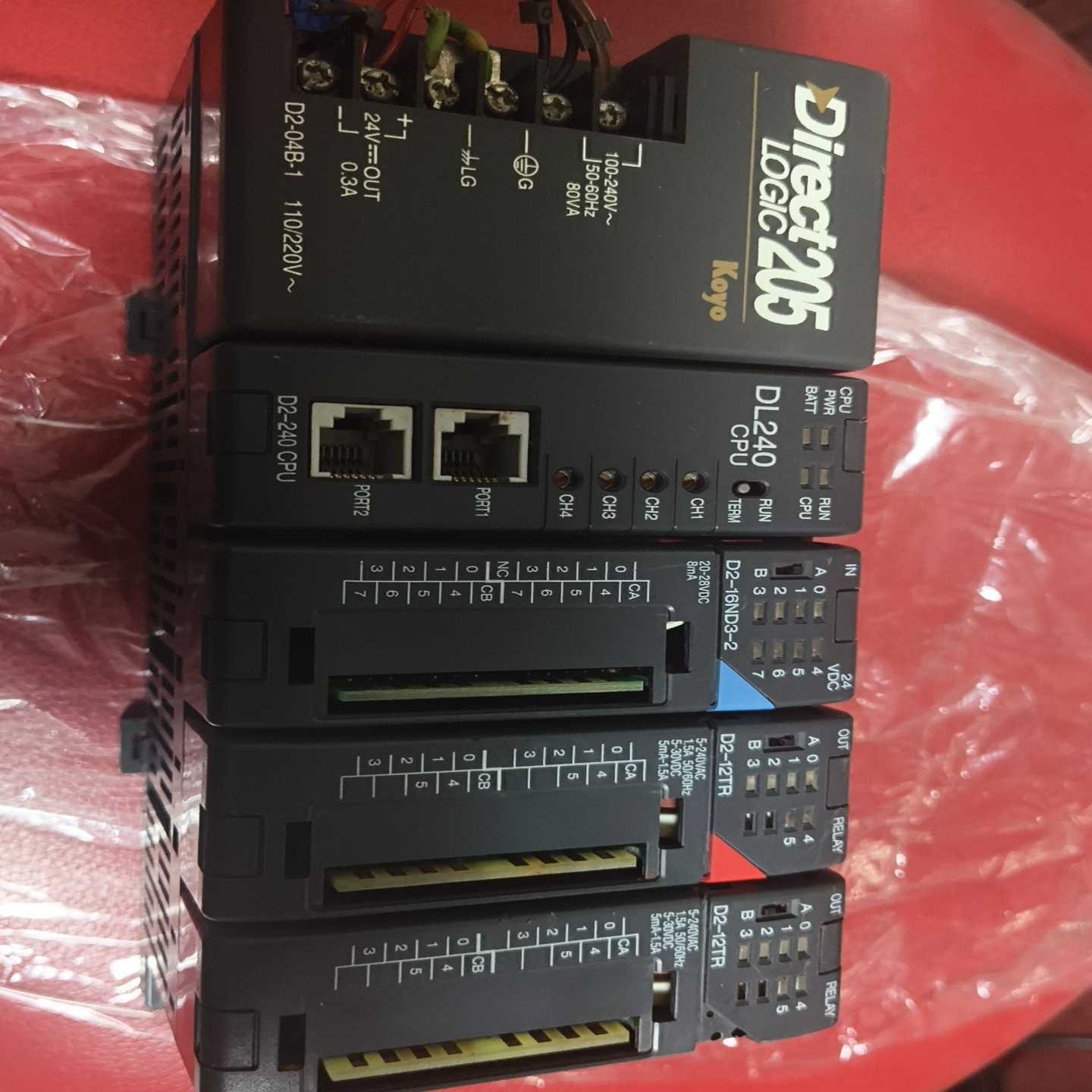 出售光洋Direct205PLC模块，型号包括D2-04B--议价商品