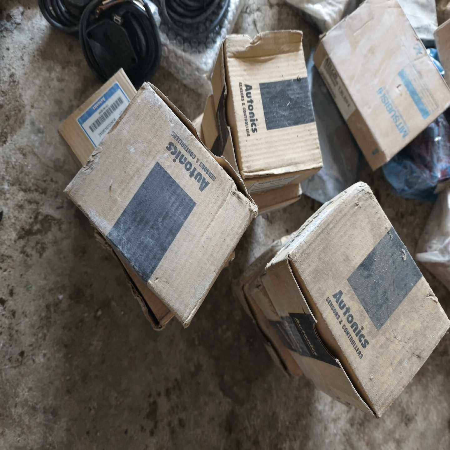 议价全新奥托尼克斯光电传感器，BEN500一DFR，12个有盒