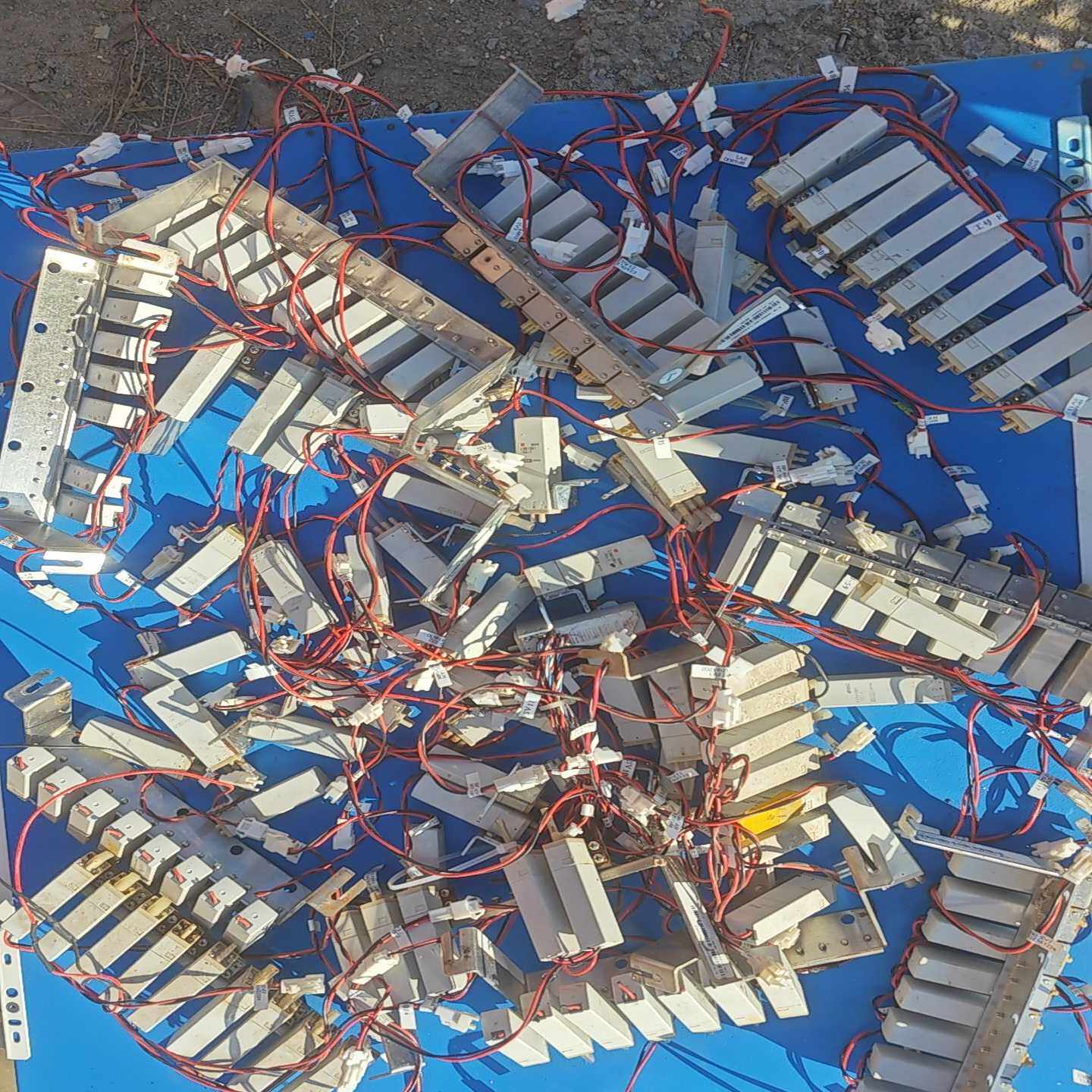 进口日本SMC微型直流二通电磁阀LVM10R1-5c-1--议价商品