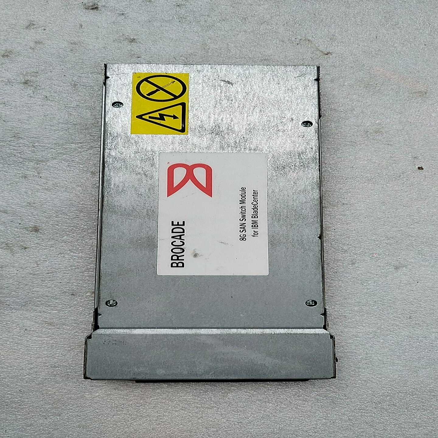 议价44126模块一个，成色如图，用得上的拿去，看清楚了再拍适用