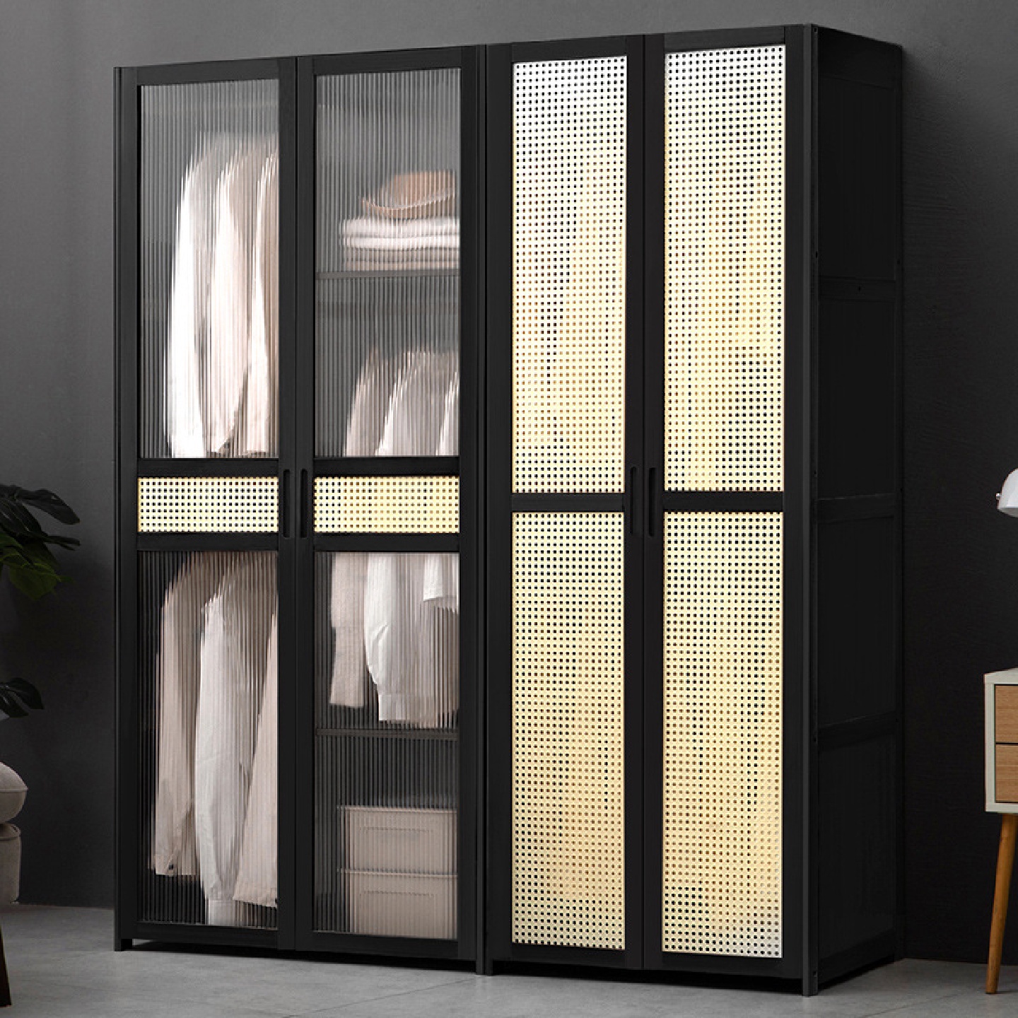 家用简易衣柜经济性出租房用挂衣区组装防尘货架式卧室衣橱结实