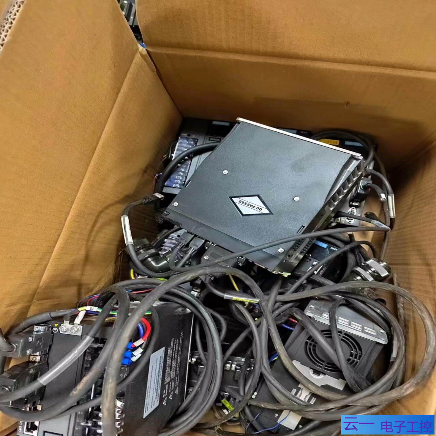 汇川伺服电机IS620NT5R4i MS1H3-75B30C；议价