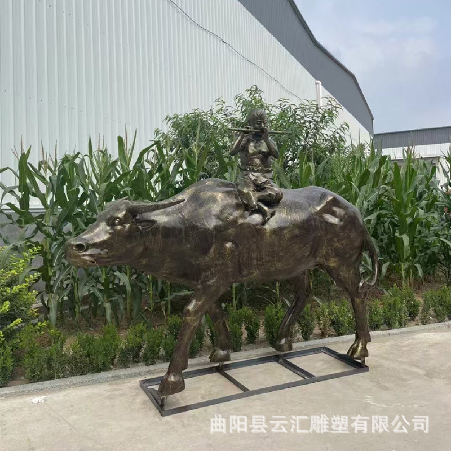 玻璃钢仿铜牧童骑黄牛雕塑农耕民俗文化景区人物小品景观铜雕摆件