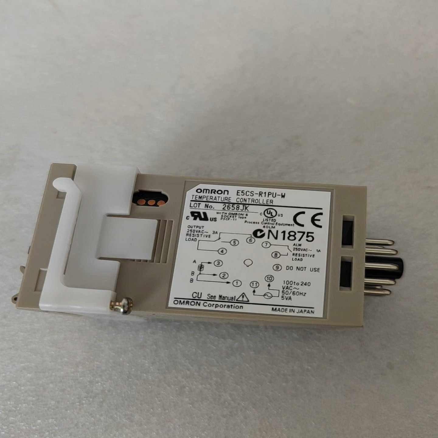 Omron/E5CS-R1PU-W温控器无包装适用