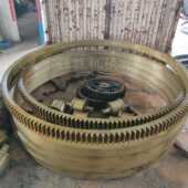 烘干机大齿圈齿轮齿条铸钢托辊配件按需设计加工