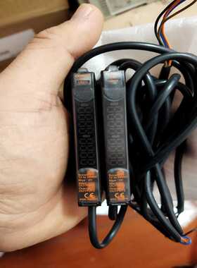 E3C-LDA11成色好有两个询价