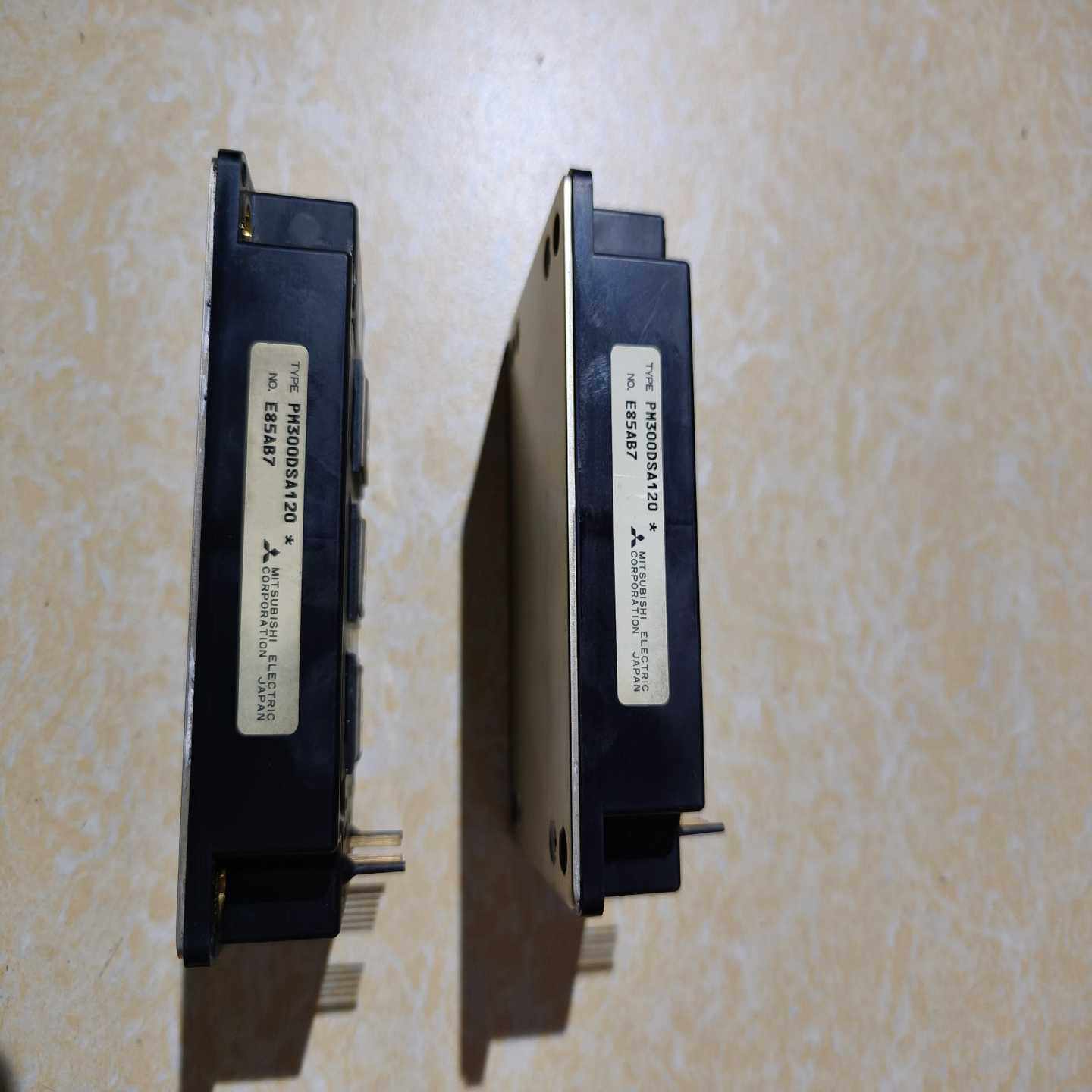 PM300DSA120漂亮，功能。