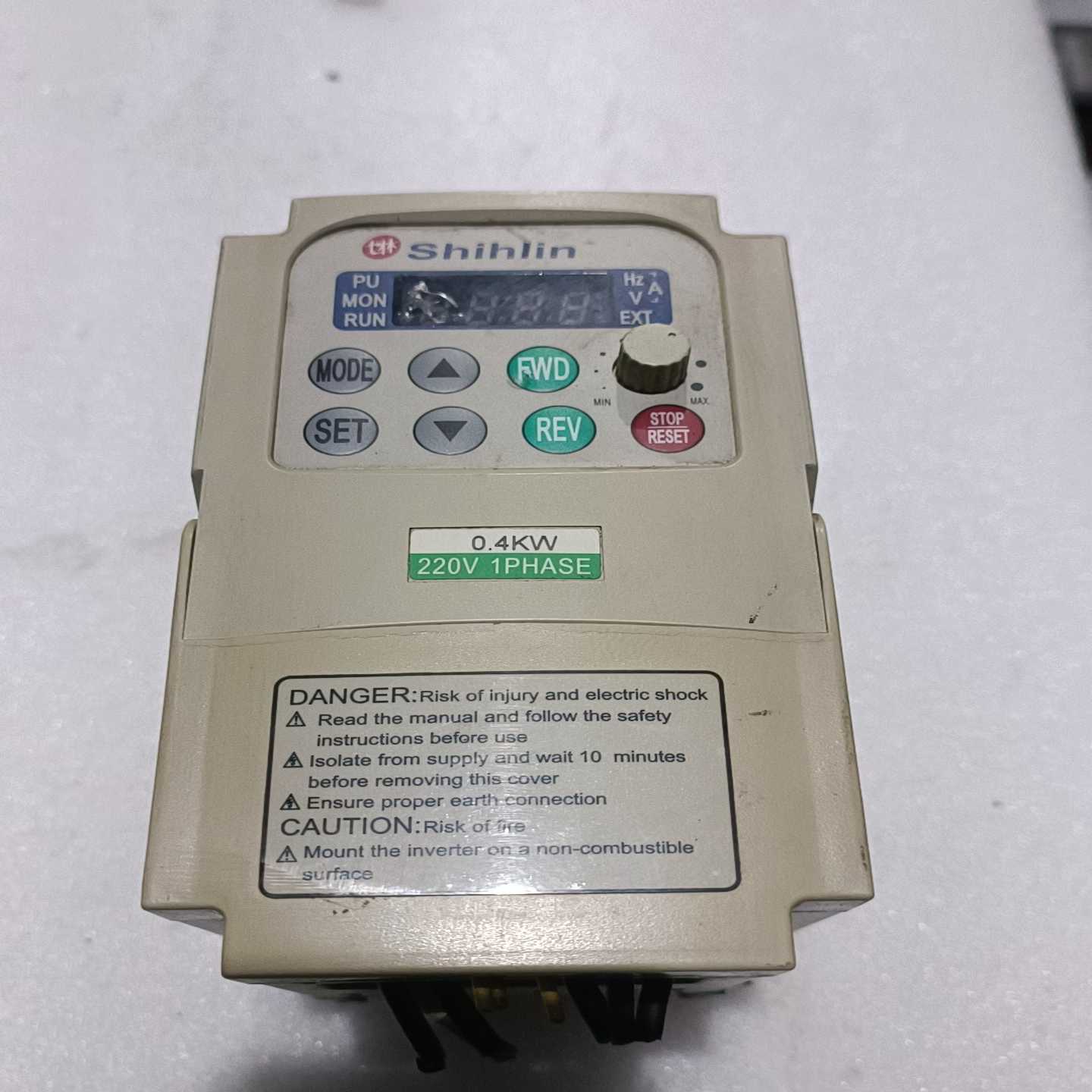 询价士林变频器SS-021-0.4K-D0.4KW测好发货不