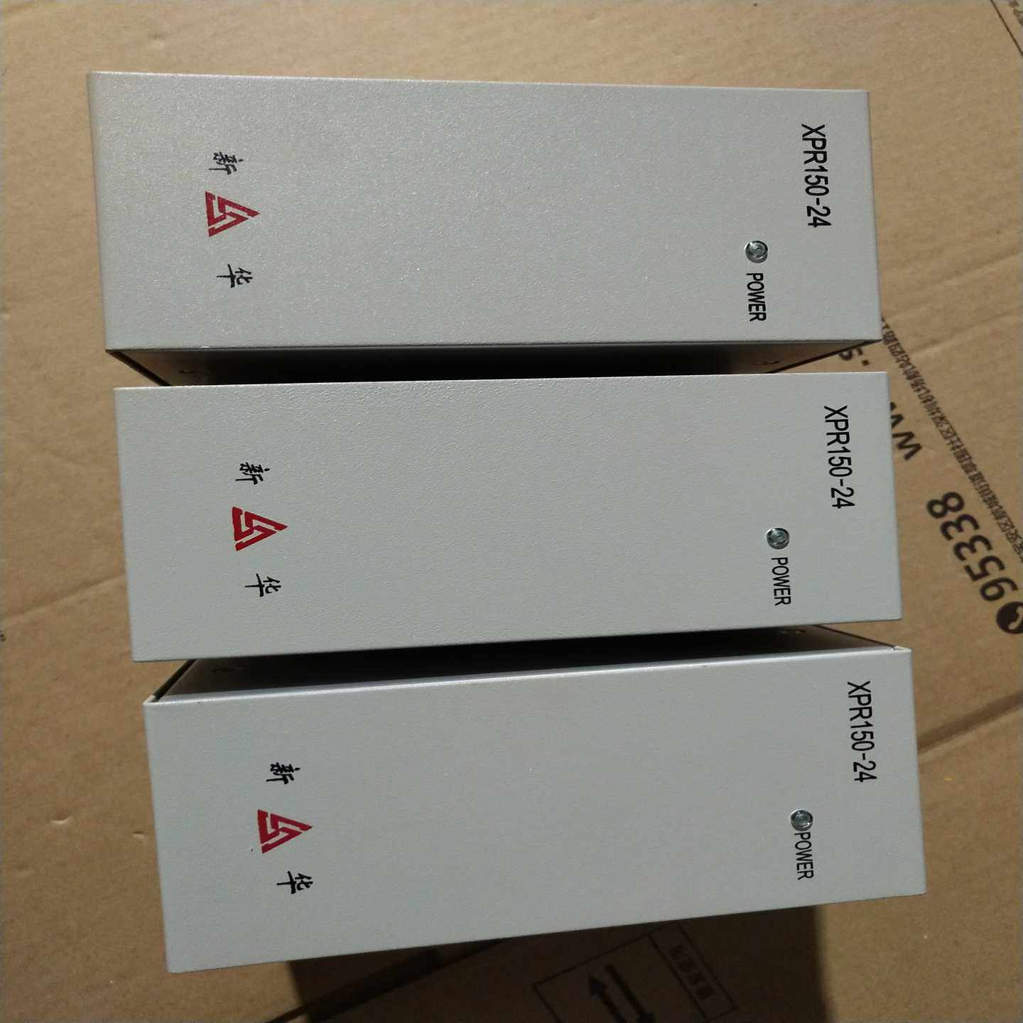 上海新华电源模块XPR150-24，原装正品。输入电压100