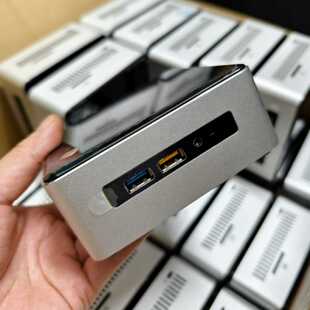 英特尔NUC6I3SYHI3 议价商品 6100U迷你电脑小主机