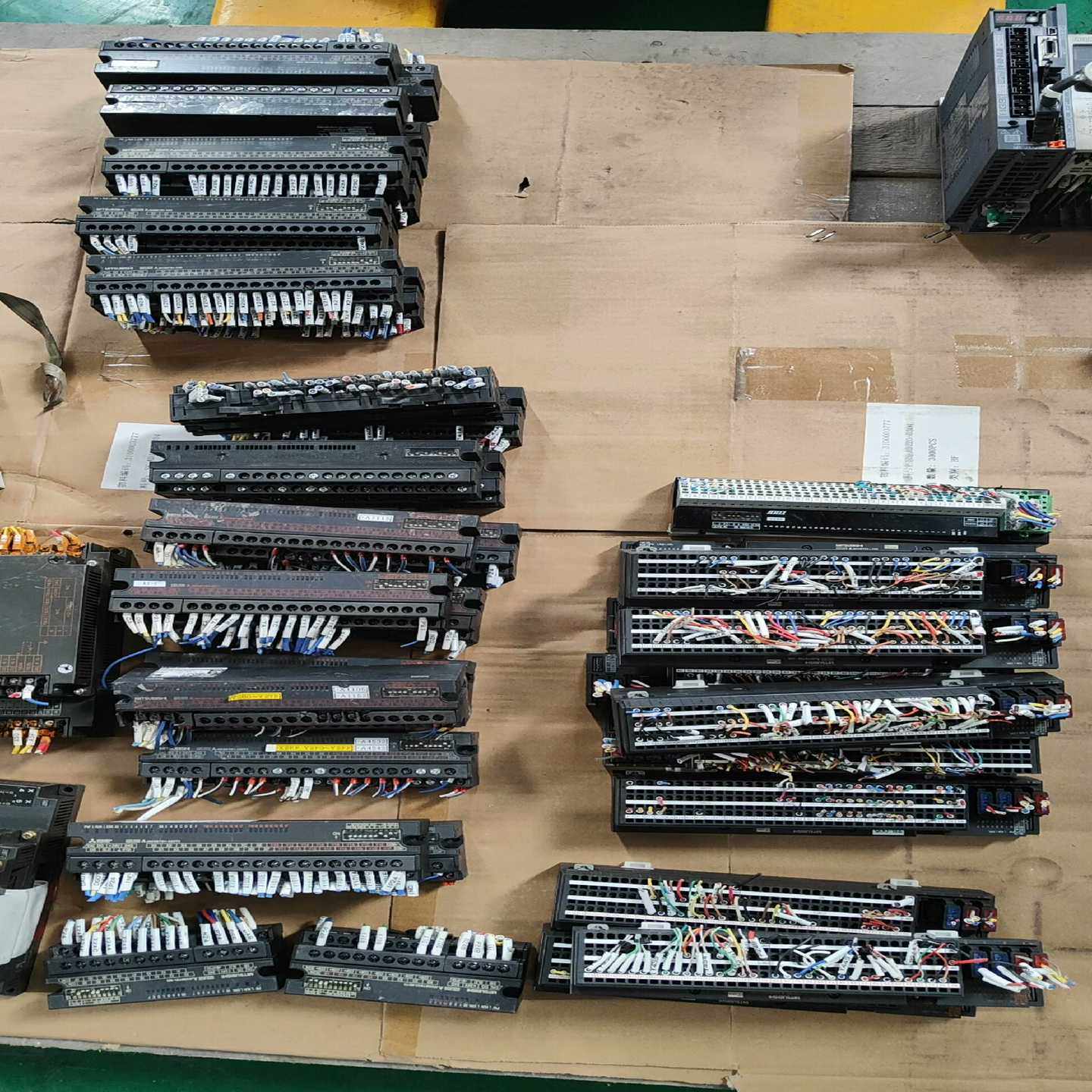 Mitsubishi/三菱远程模块AJ65VBtS2-32T--议价商品