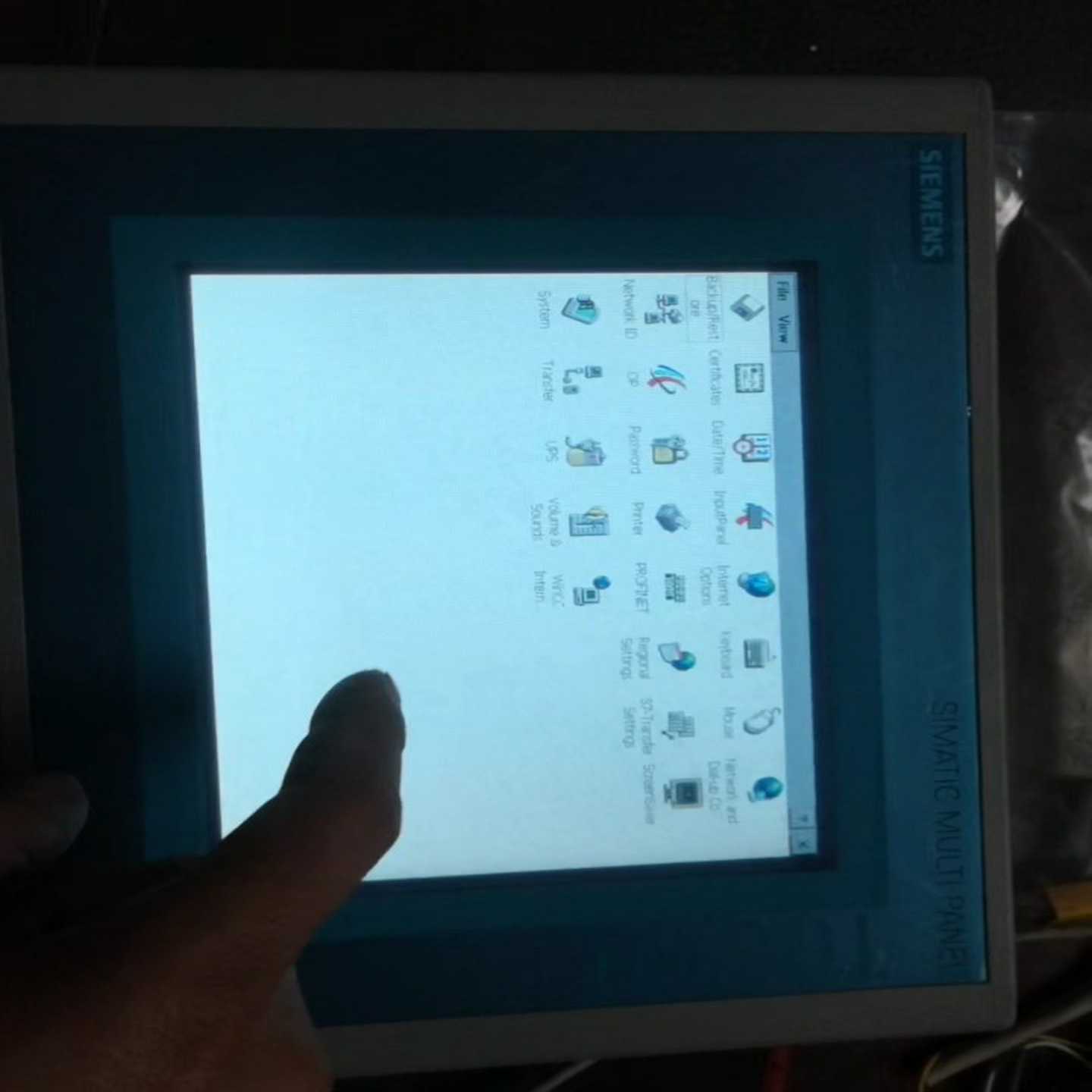 西门子触摸屏MP2778寸屏6AV6643-0CB01--议价商品