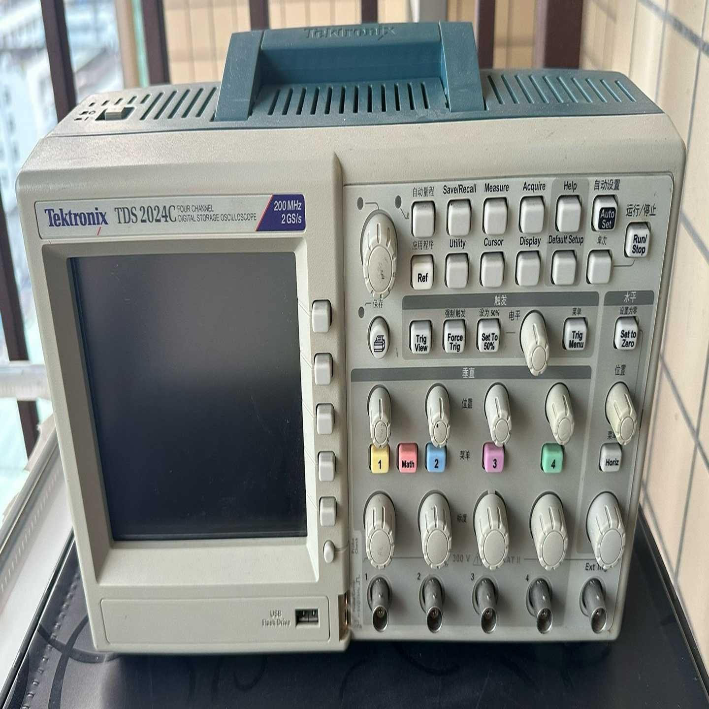 泰克示波器，型号Tektronix TDS2024C，成色漂一议价商品