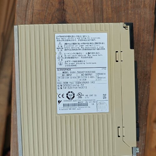 寻安川YASKAWA伺服驱动器SGDV1R6A01B0020