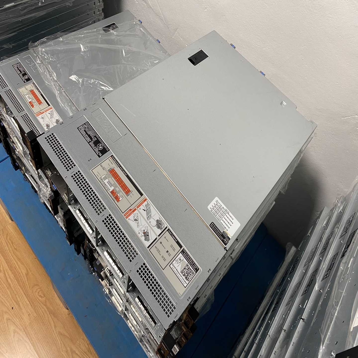 外观98新！内部无尘！成色特别好的一批DELLR730XD--议价商品