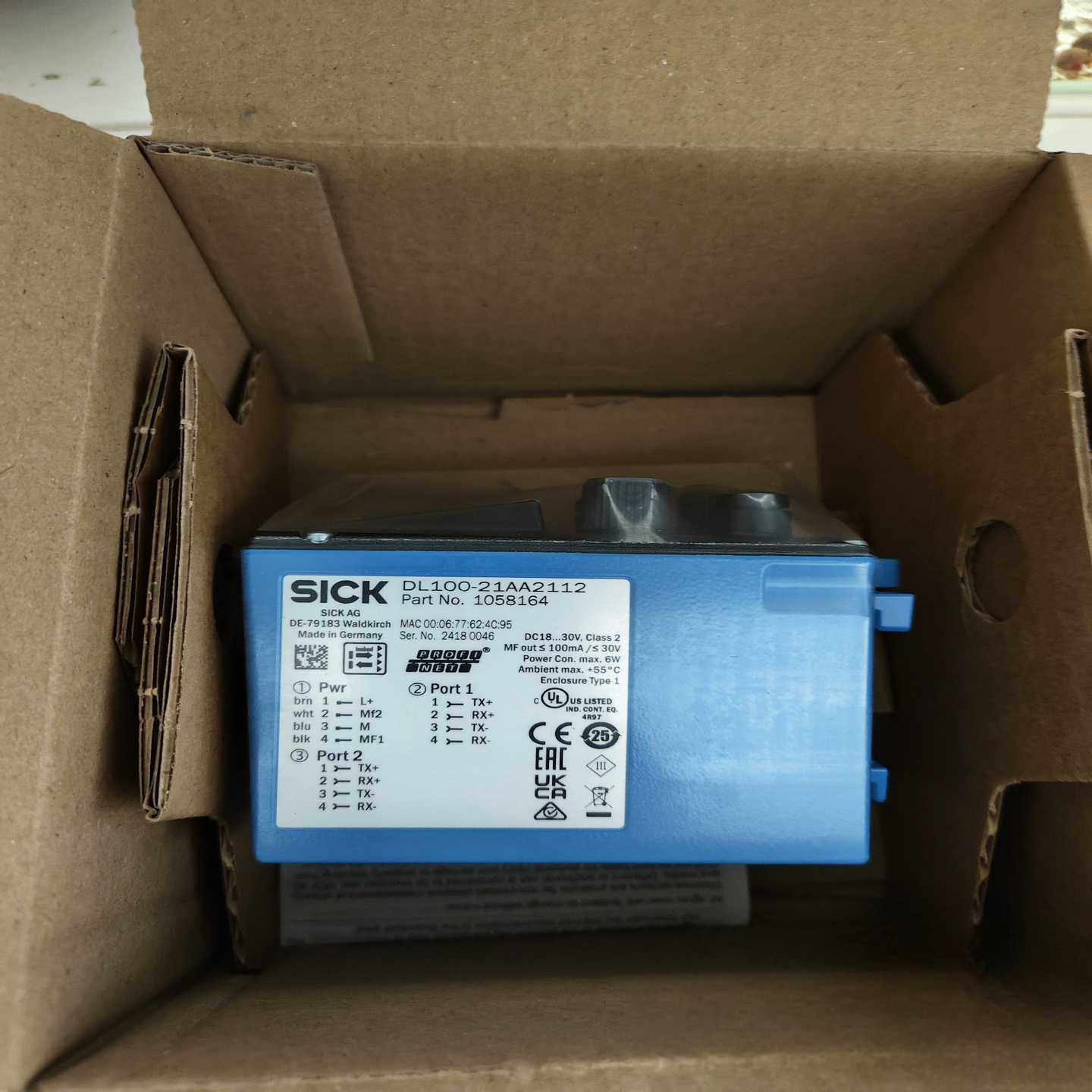 咨询-SICK激光距离传感器DL100-21AA2112，原