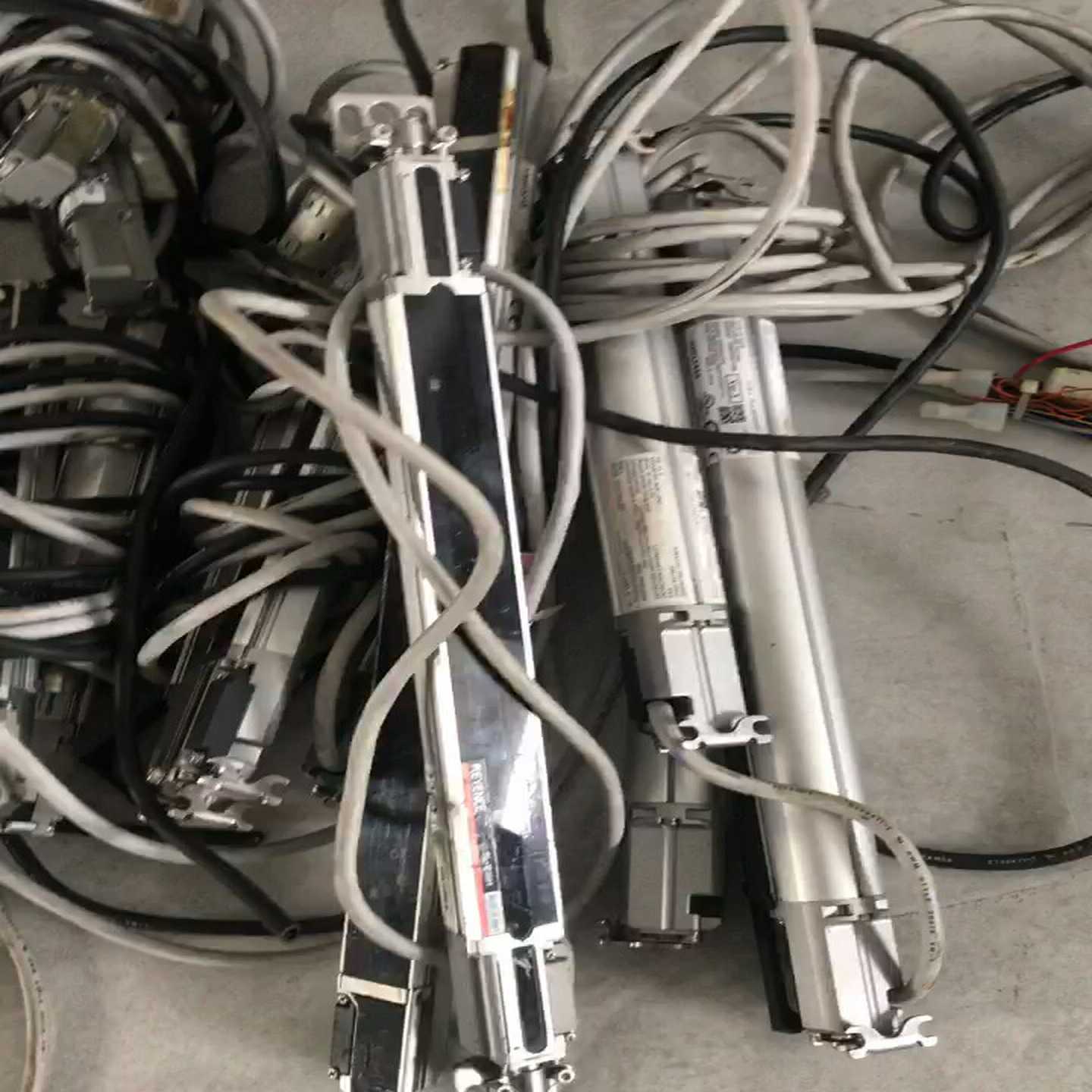 基恩士安全光栅。sl-v63俩对，SL-C20H-t一对，s~询价