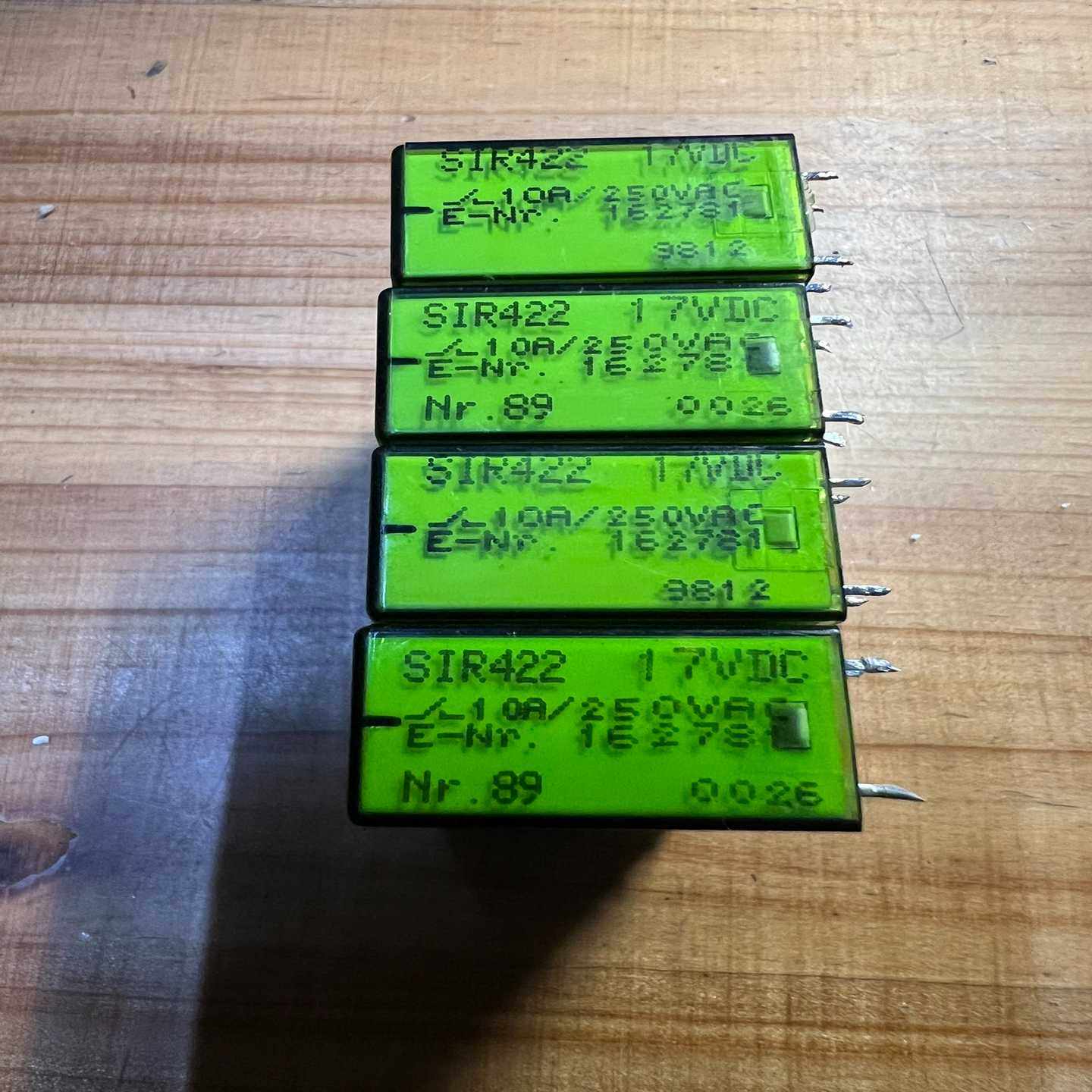 镀金点安全继电器SIR422-17VDCSIR332-2【询价】