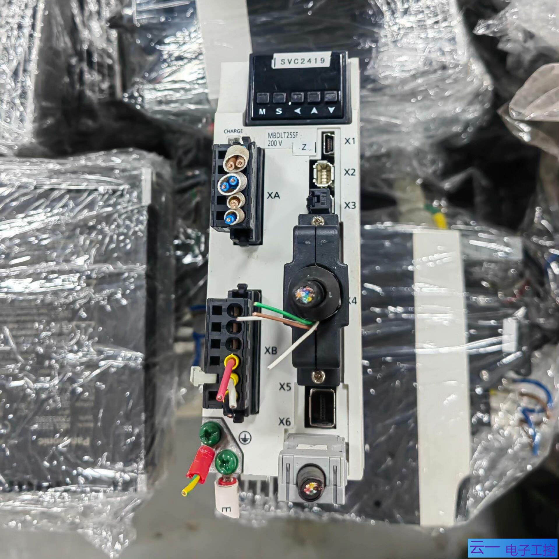 A6伺服电机MBDLT25SF MHMF042L1U2M；议价