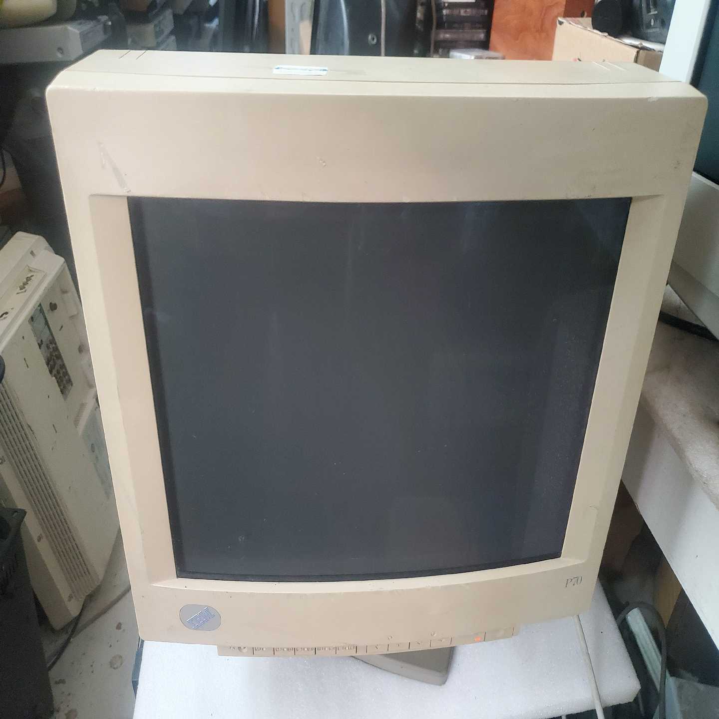 IBM专业CRT显示器6554-673P70--议价商品