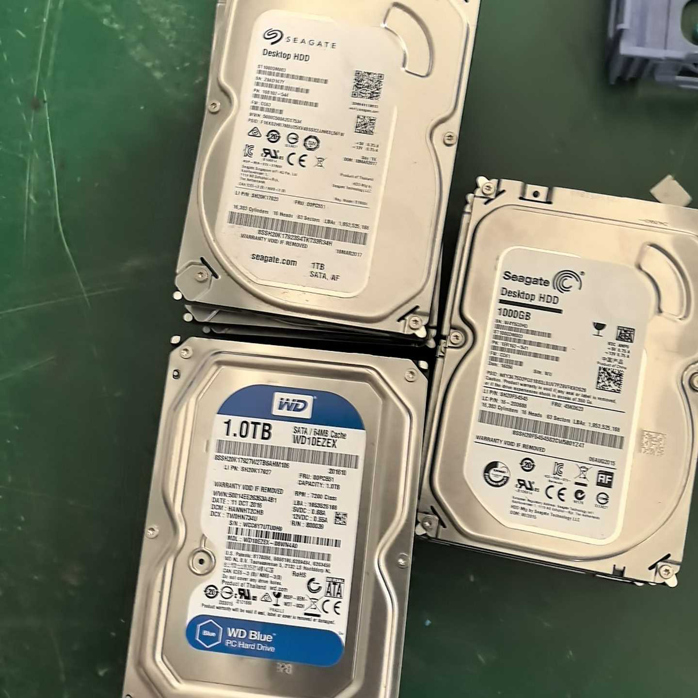 询价希捷1TB机械硬盘，型号ST1000DM003，