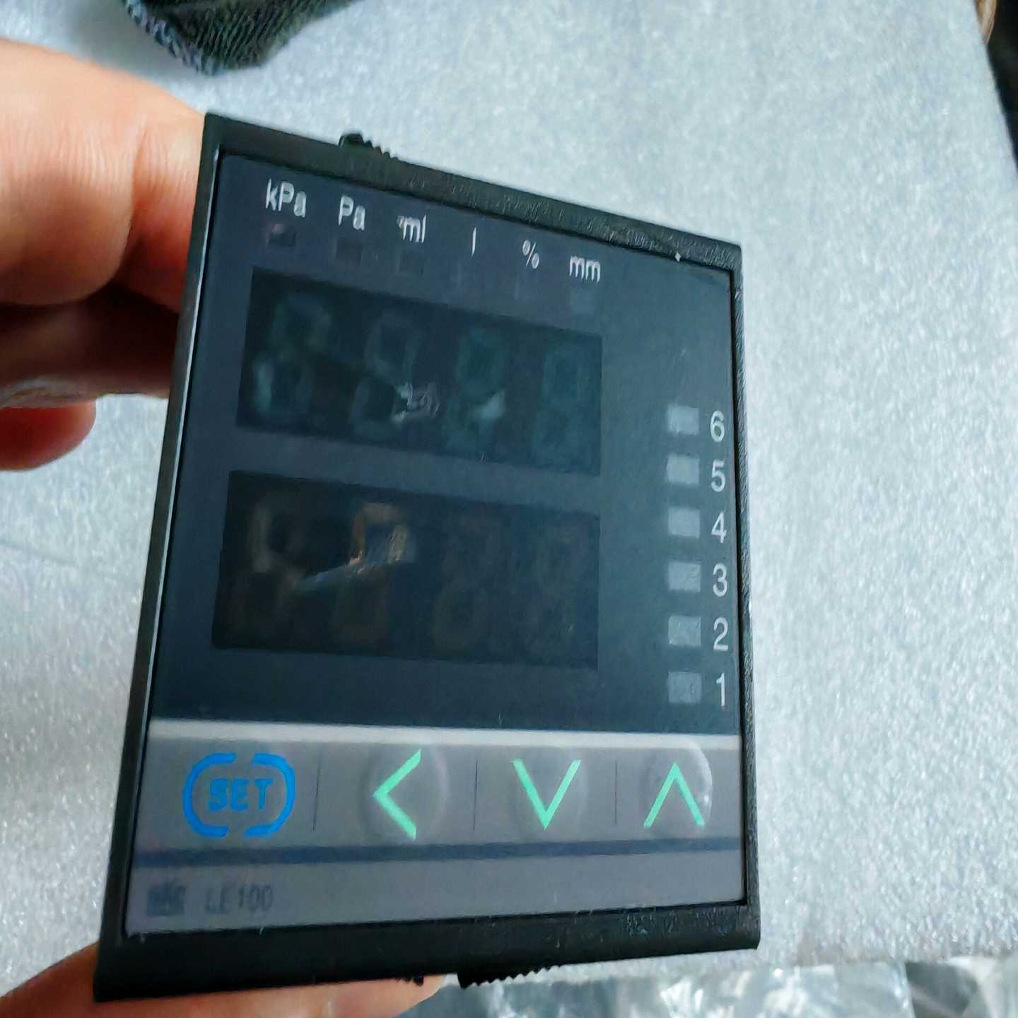 询价日本RKC原装背压式液位计LE100-66*NNNN-1N，