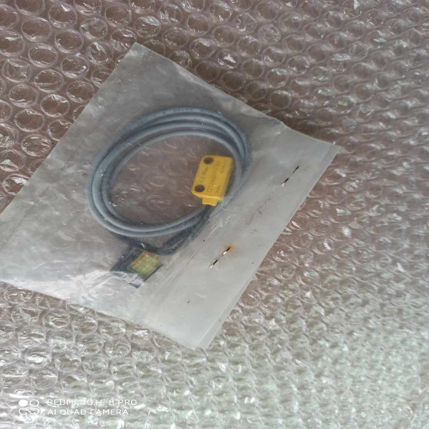 邦纳Q12AB6FF30光电开关，余物询价