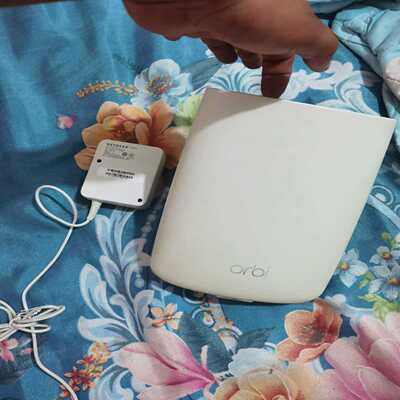 网件RbR50主机性能完好电源询价