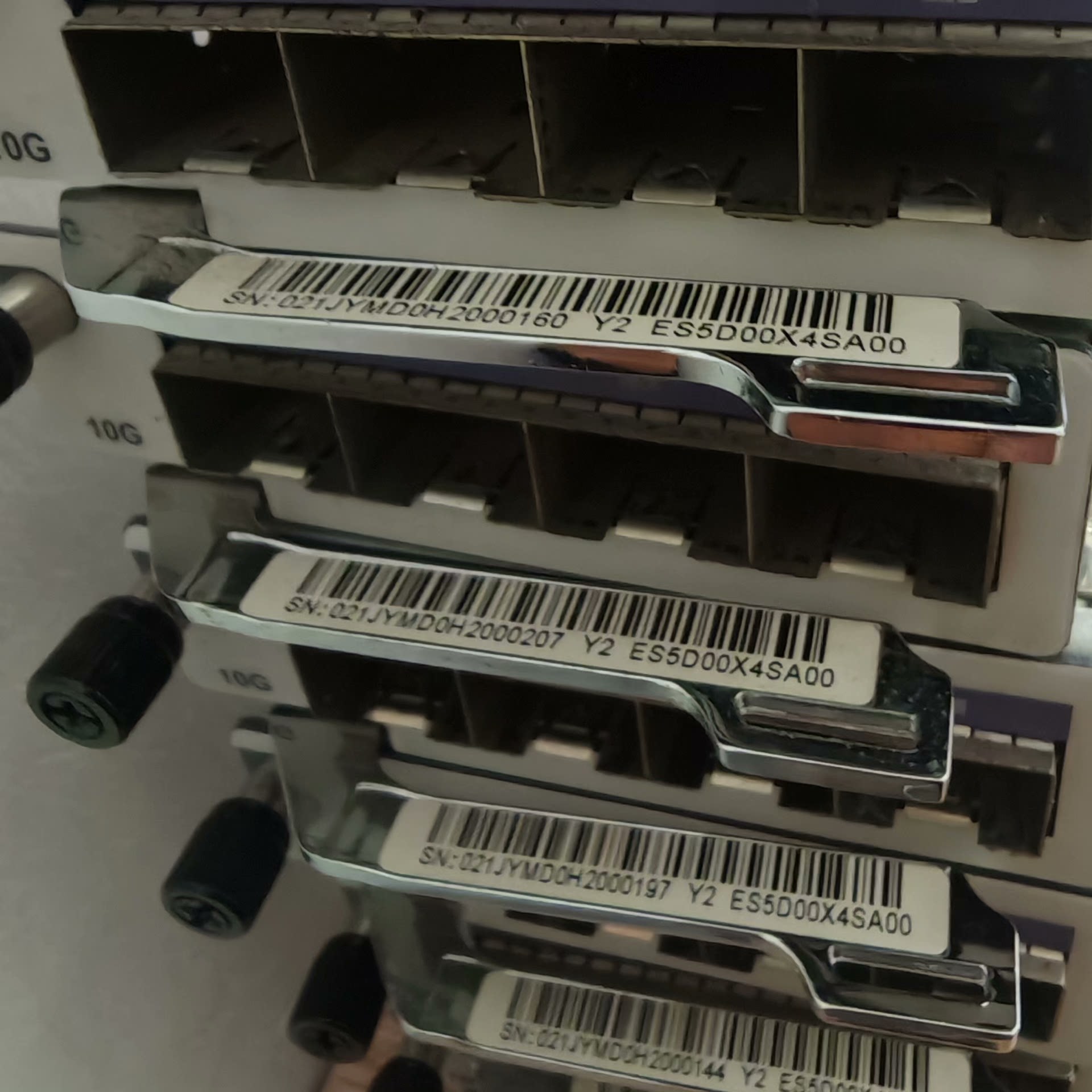 几张 ES5D00X4SA00~询价