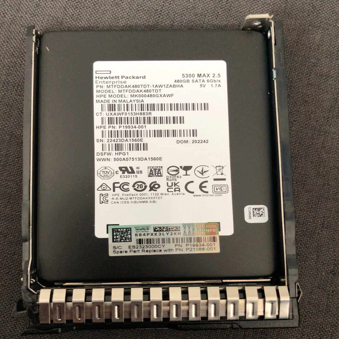 惠普原装5300max480G未使用硬盘--议价商品