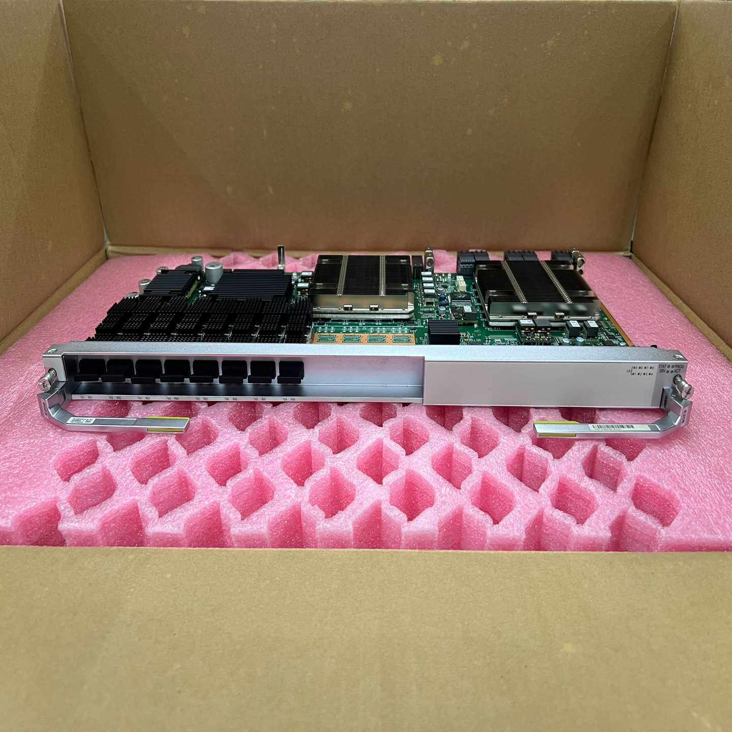 华为E208 TNV1E208X01 03030WPA 8路