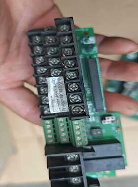 安川变频器F7控制板接线端子ETC618111实物拍询价