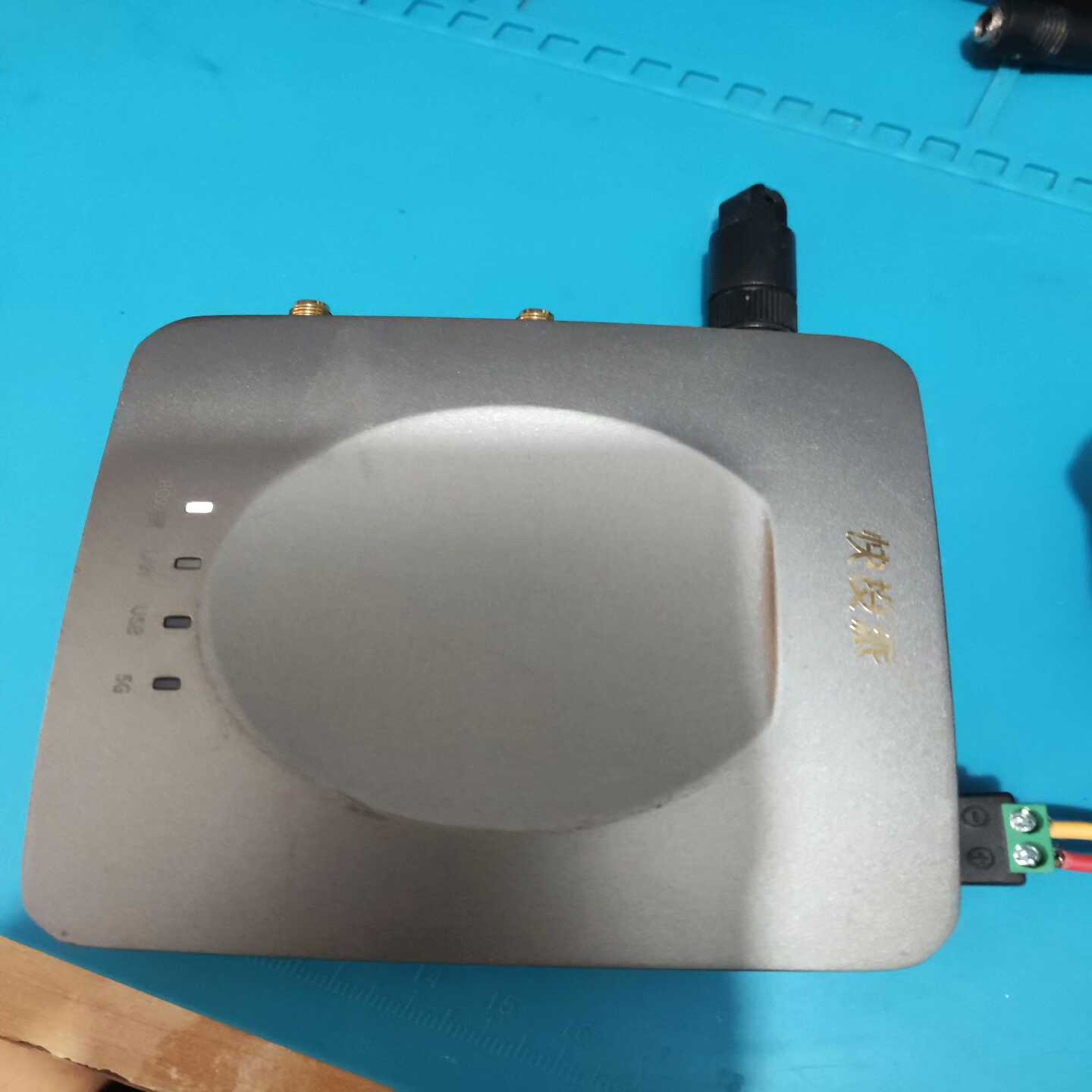 快投派一键HDMI投屏器快投派Y15U无线同屏器具体如--议价商品