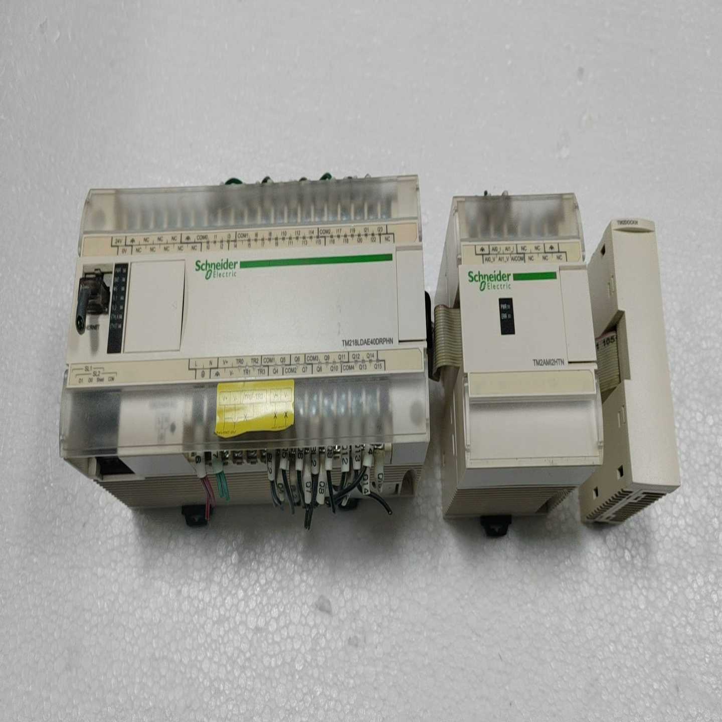 询价~施耐德PLC模块 TM218LDA40DRPHN +TM2A